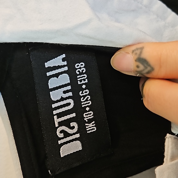 Disturbia empire dress - Picture 5 of 7